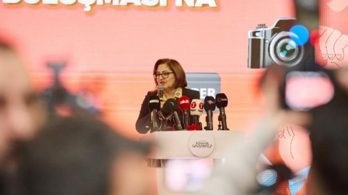 Fatma Şahin: "Gazetecilik, toplum adına tutulan bir kayıttır"